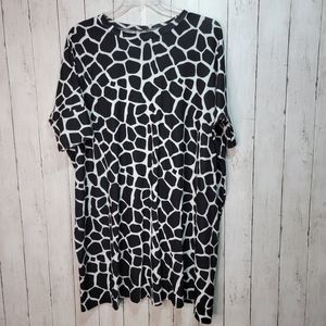 New! ASOS Maternity Black White Giraffe Print Knit Shift Dress Size 12.